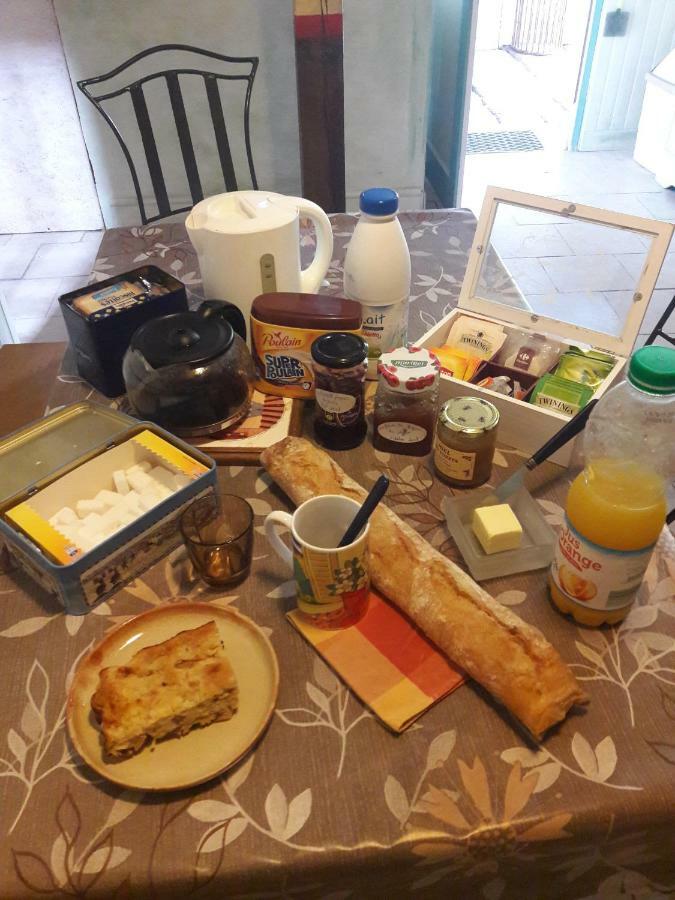 Bed and Breakfast Ferme De L'Art Rural Et Populaire Майо Экстерьер фото